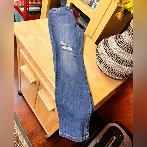 EUC Distressed Dark Wash Silver Jeans Elyse Straight 26 X 32 #YT21 - Picture 7 of 9